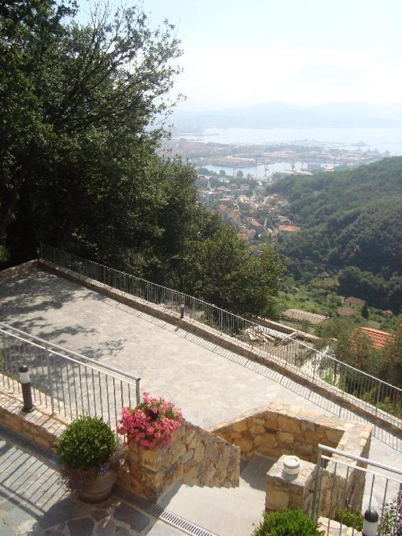Arianna Hill House Bed and Breakfast La Spezia Exterior foto